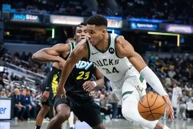 快船惨遭雄鹿逆转:字母哥猛砍40分助攻胜利 快船惨遭雄鹿逆转:字母哥猛砍40分助攻胜利