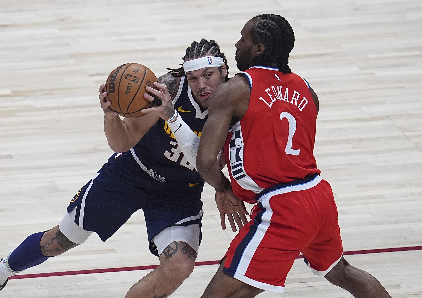 太阳队主场大胜小牛队，戈登38分全场最高