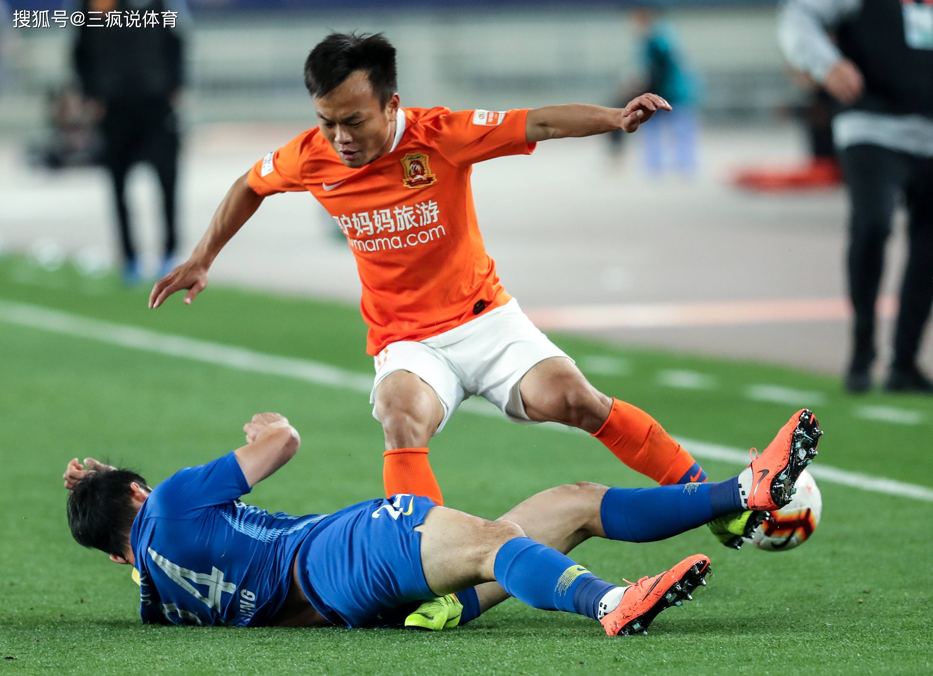 南特攻势凶猛，球队进攻手段多样化